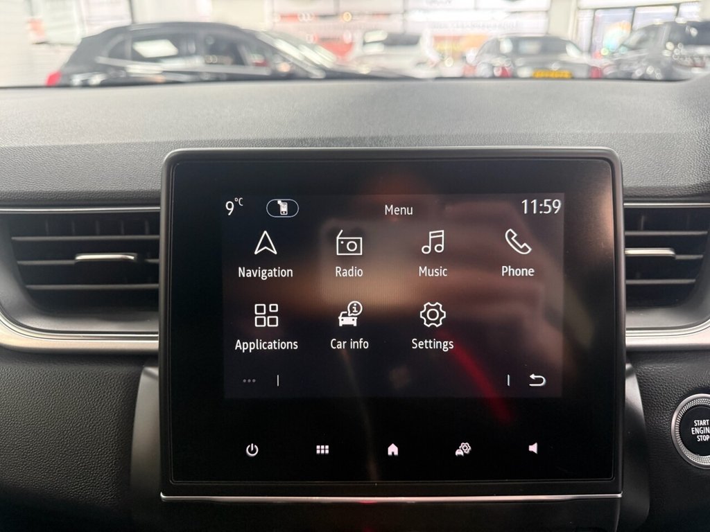 Used Renault Captur 2023 for sale - 76973885: Photo 32