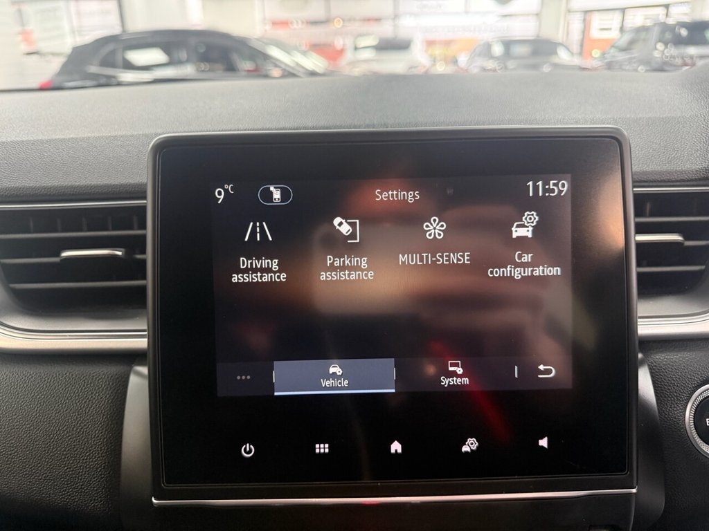 Used Renault Captur 2023 for sale - 76973885: Photo 37