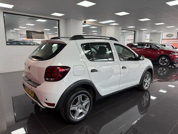 Used Dacia Sandero Stepway 2020 for sale - 78543584: Photo