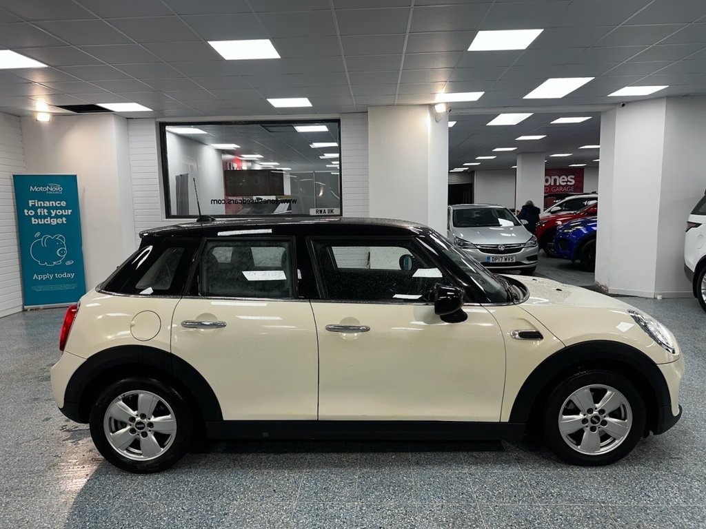 Used MINI Hatch 2019 for sale - 76776714: Photo 2
