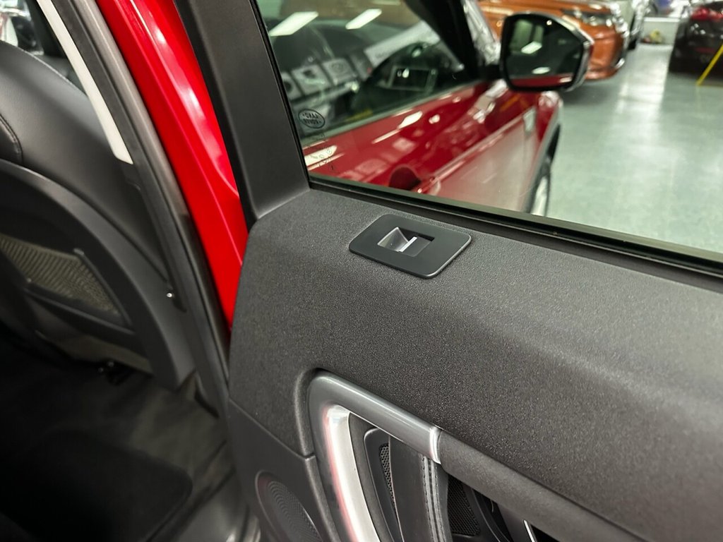 Used Land Rover Discovery Sport 2016 for sale - 76776705: Photo 6