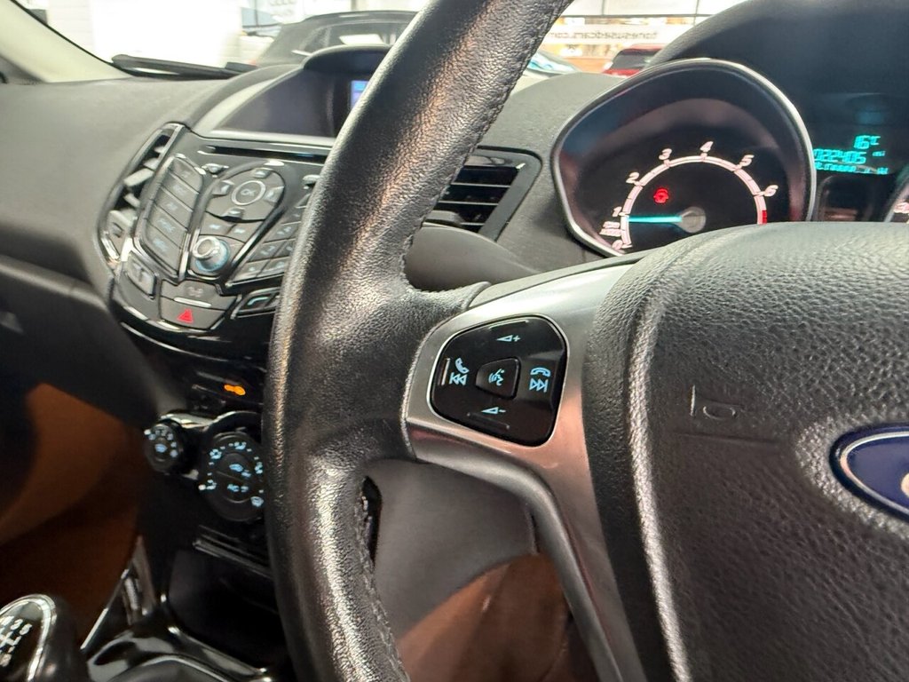 Used Ford Fiesta 2017 for sale - 76776602: Photo 25