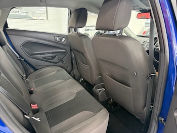 Used Ford Fiesta 2017 for sale - 76776602: Photo