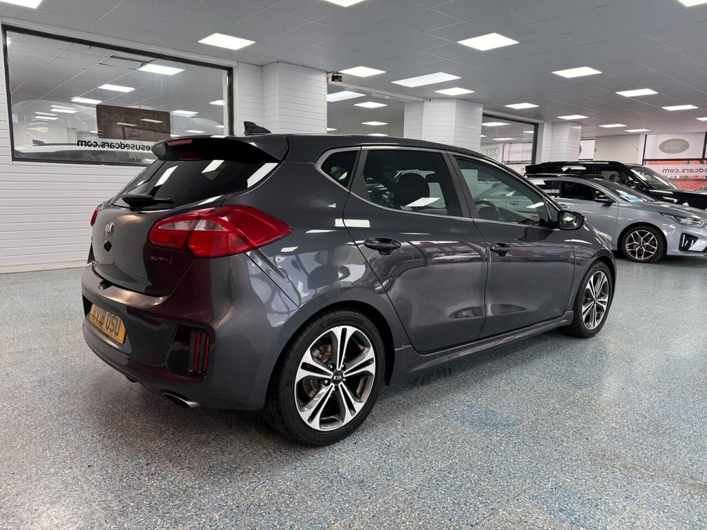 Used Kia Ceed 2018 for sale - 76776546: Photo 2
