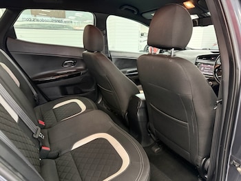 Used Kia Ceed 2018 for sale - 76776546: Photo