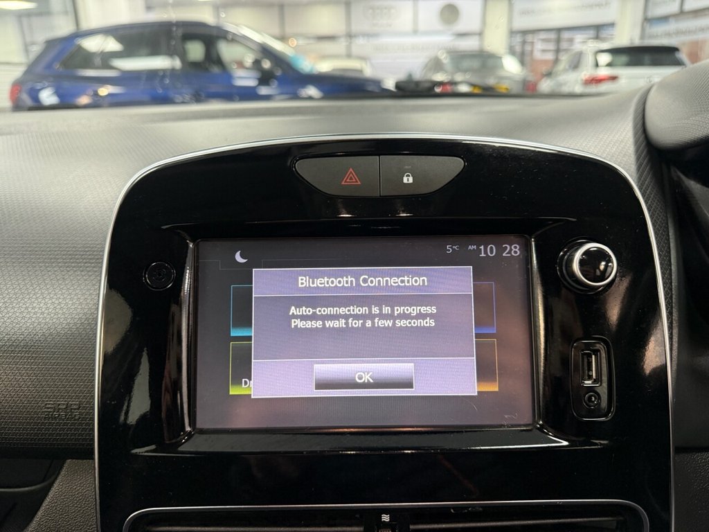 Used Renault Clio 2016 for sale - 77463642: Photo 34