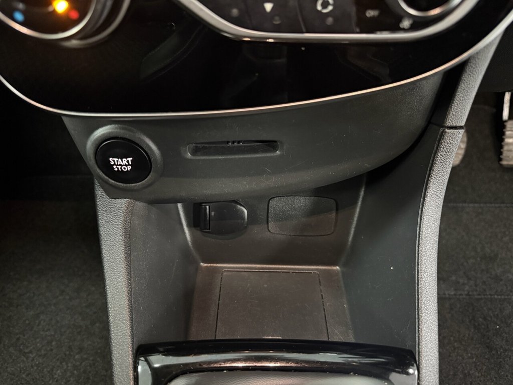 Used Renault Clio 2016 for sale - 77463642: Photo 37