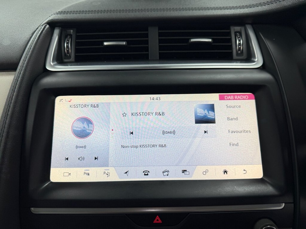 Used Jaguar E-Pace 2020 for sale - 76986146: Photo 42