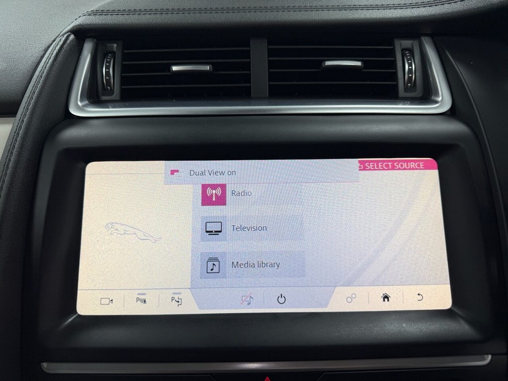 Used Jaguar E-Pace 2020 for sale - 76986146: Photo 43