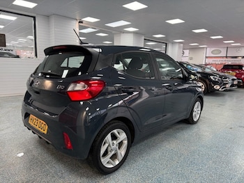 Used Hyundai i10 2023 for sale - 78256214: Photo