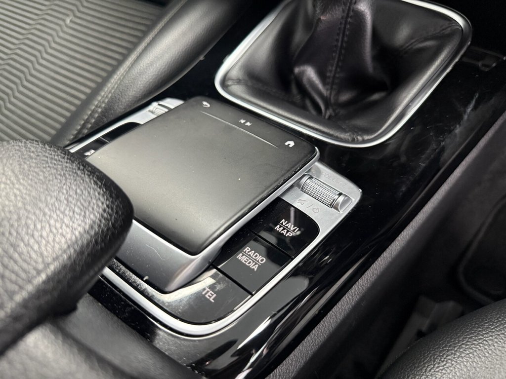 Used Mercedes-Benz A-Class 2019 for sale - 76776643: Photo 41