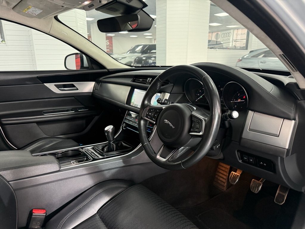 Used Jaguar XF 2019 for sale - 76883067: Photo 24