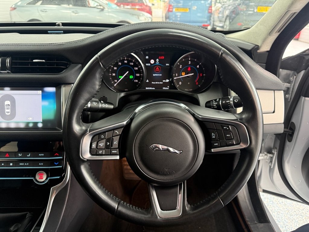 Used Jaguar XF 2019 for sale - 76883067: Photo 28