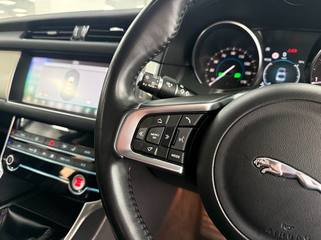 Used Jaguar XF 2019 for sale - 76883067: Photo 29