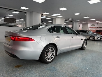Used Jaguar XF 2019 for sale - 76883067: Photo