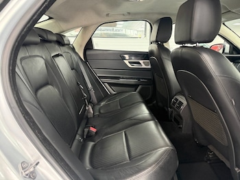 Used Jaguar XF 2019 for sale - 76883067: Photo