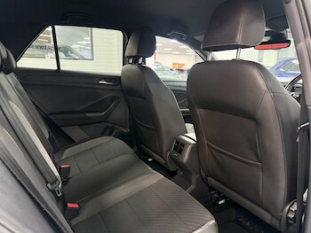 Used Volkswagen T-Roc 2019 for sale - 77356662: Photo