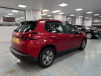 Used Peugeot 2008 2019 for sale - 76783810: Photo