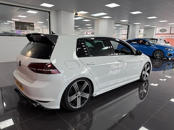 Used Volkswagen Golf 2016 for sale - 78514439: Photo