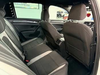 Used Volkswagen Golf 2016 for sale - 78514439: Photo