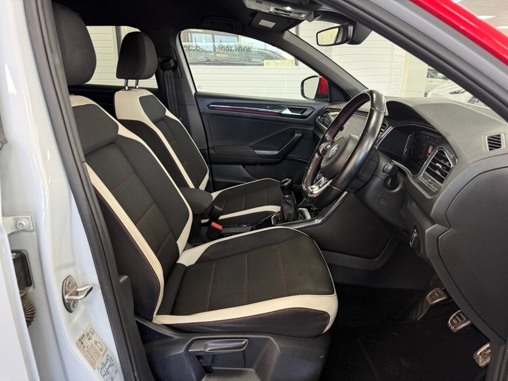 Used Volkswagen T-Roc 2018 for sale - 78181889: Photo 25
