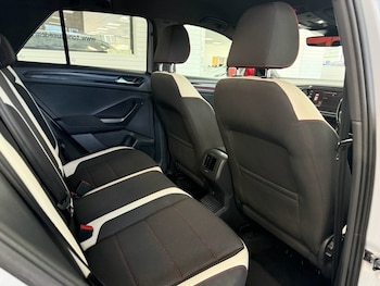 Used Volkswagen T-Roc 2018 for sale - 78181889: Photo