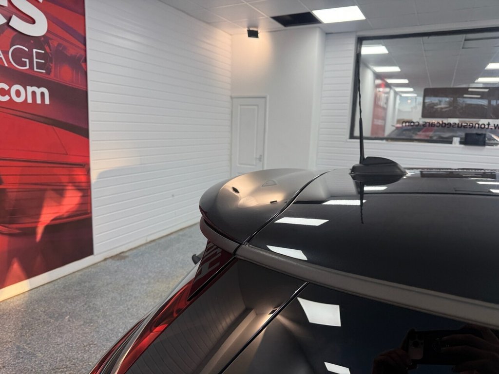 Used MINI Hatch 2022 for sale - 77200551: Photo 4