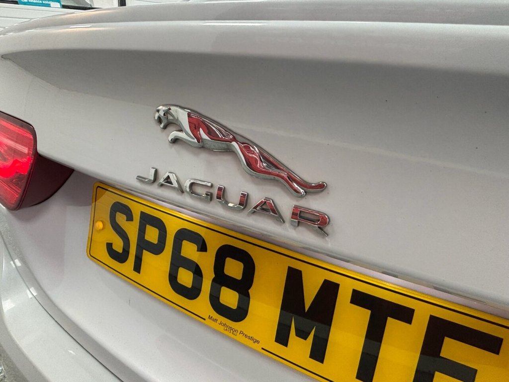 Used Jaguar XE 2018 for sale - 77276425: Photo 17