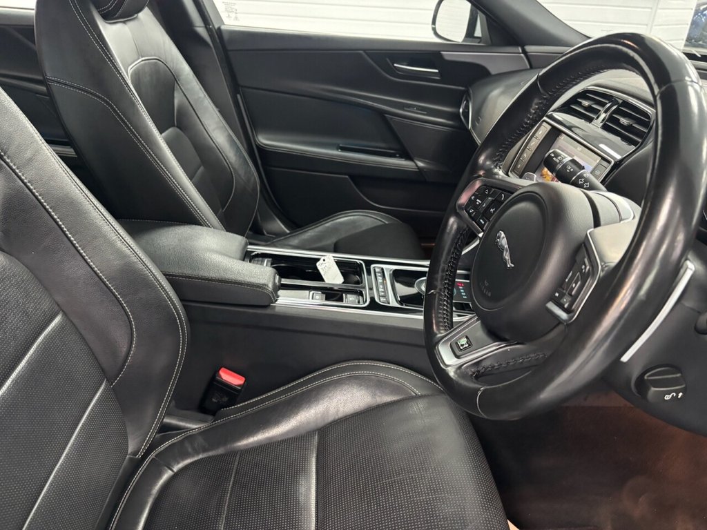 Used Jaguar XE 2018 for sale - 77276425: Photo 24