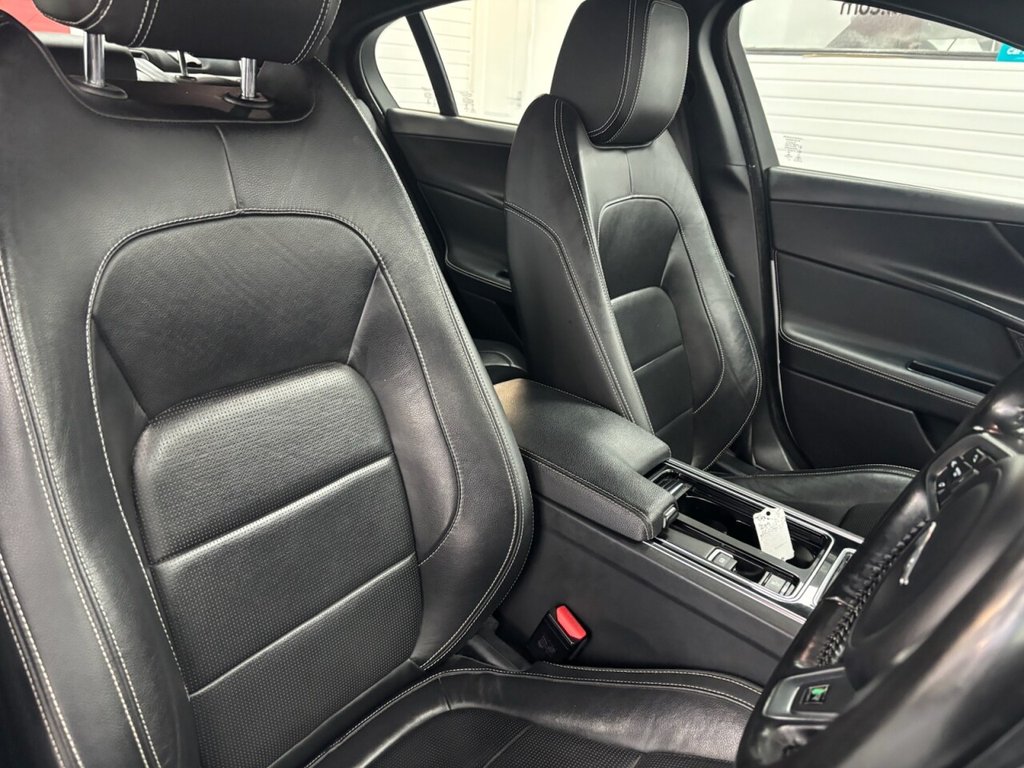 Used Jaguar XE 2018 for sale - 77276425: Photo 25