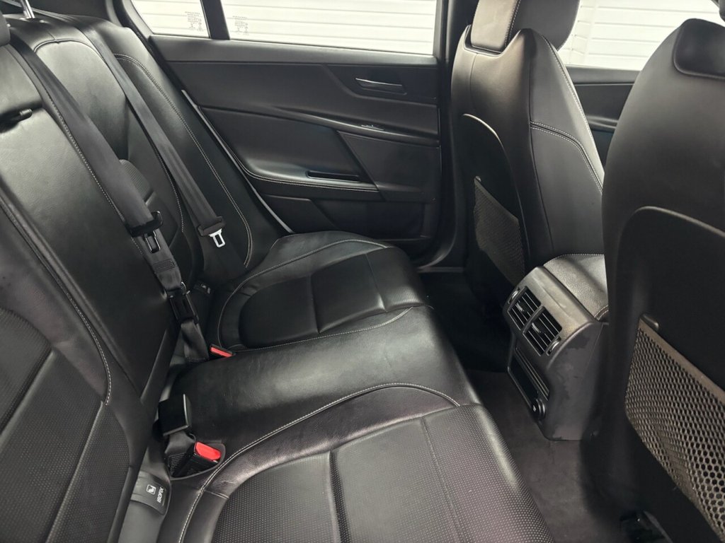 Used Jaguar XE 2018 for sale - 77276425: Photo 27