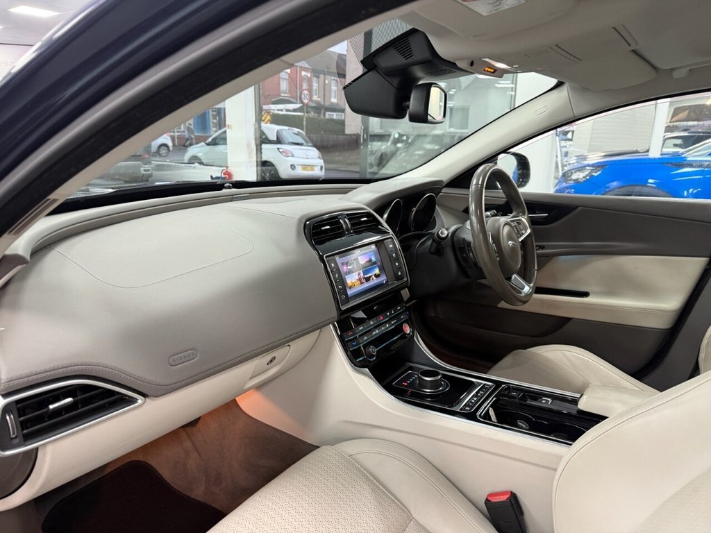 Used Jaguar XE 2018 for sale - 77153514: Photo 15