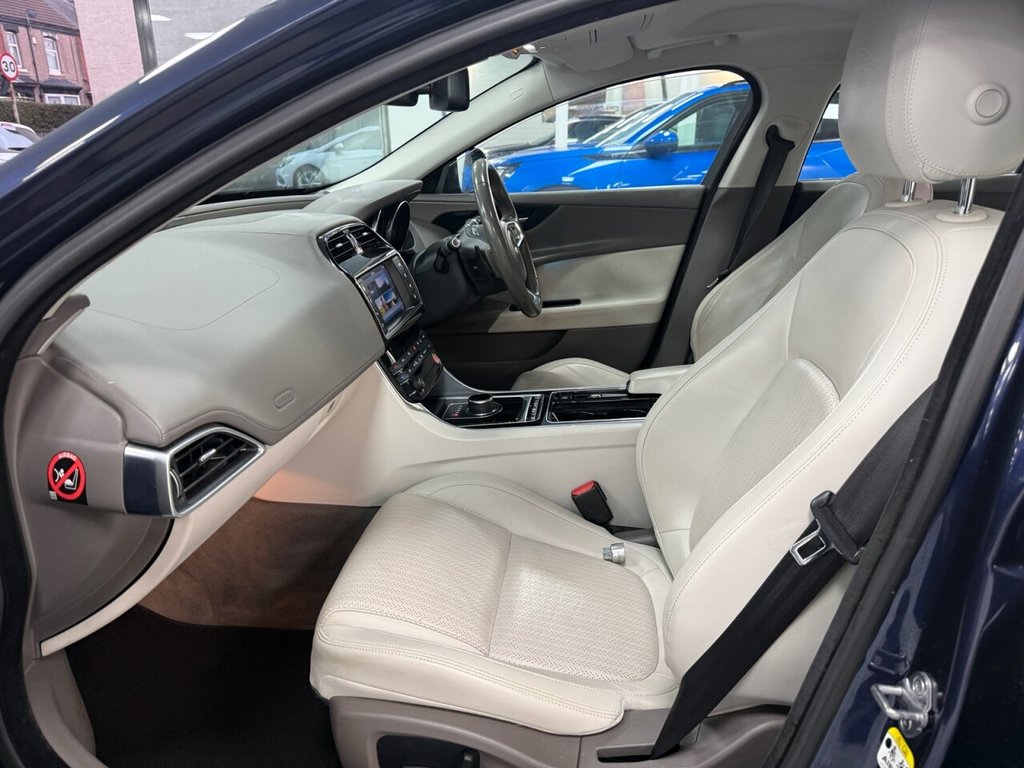 Used Jaguar XE 2018 for sale - 77153514: Photo 16