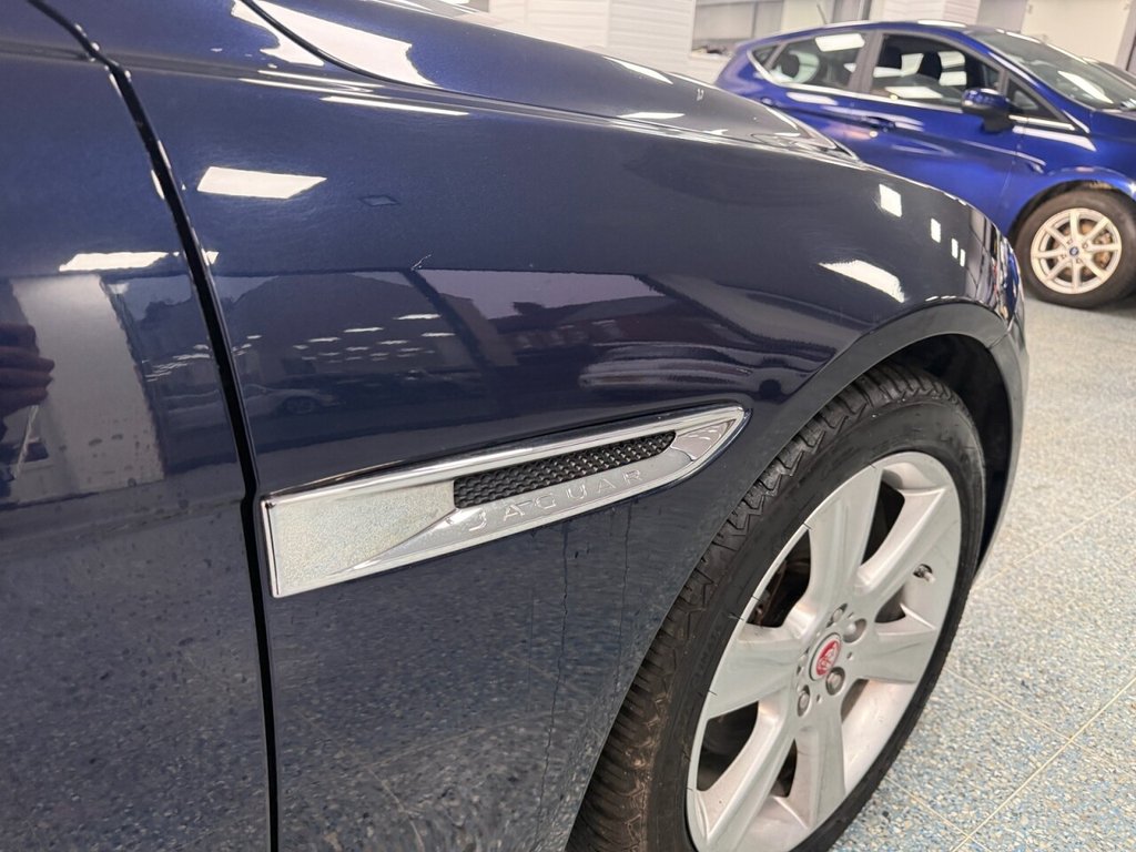 Used Jaguar XE 2018 for sale - 77153514: Photo 25