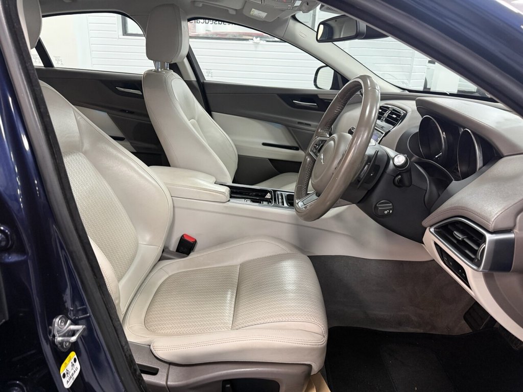 Used Jaguar XE 2018 for sale - 77153514: Photo 27