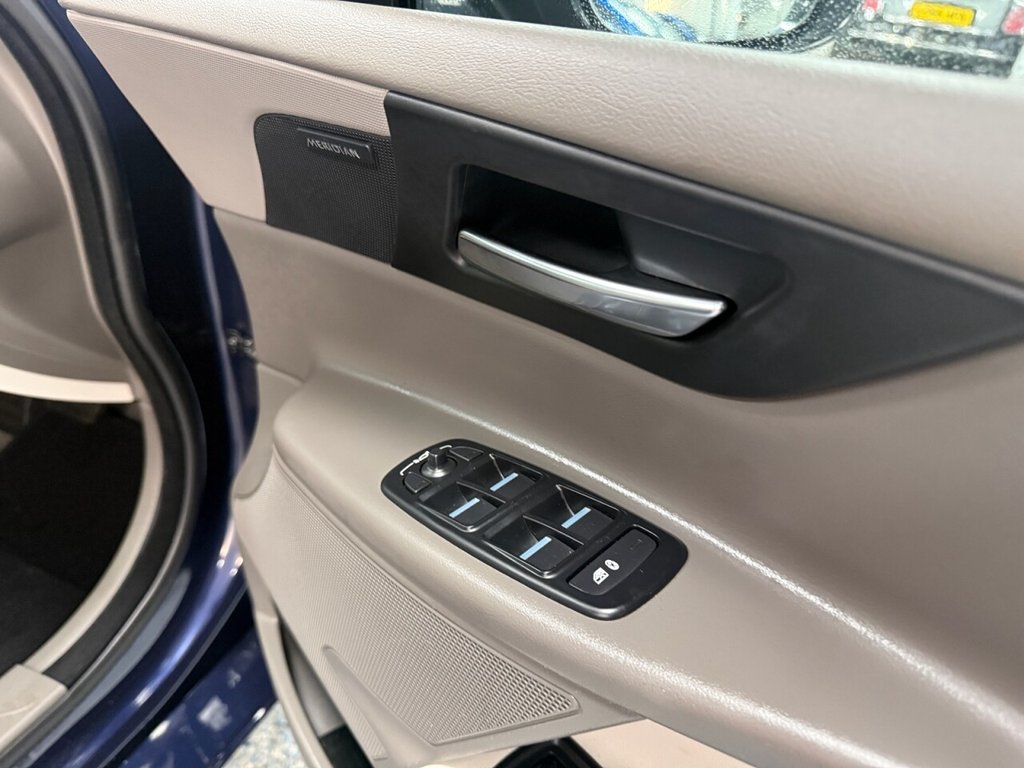 Used Jaguar XE 2018 for sale - 77153514: Photo 28