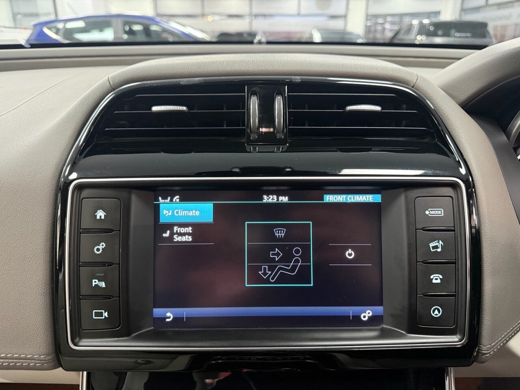 Used Jaguar XE 2018 for sale - 77153514: Photo 38