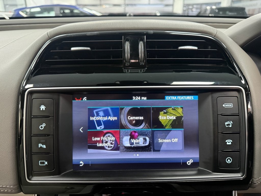 Used Jaguar XE 2018 for sale - 77153514: Photo 42