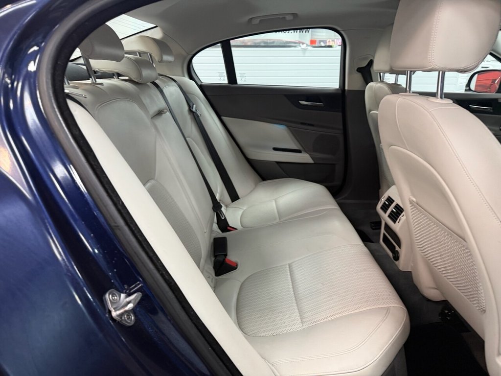 Used Jaguar XE 2018 for sale - 77153514: Photo 5