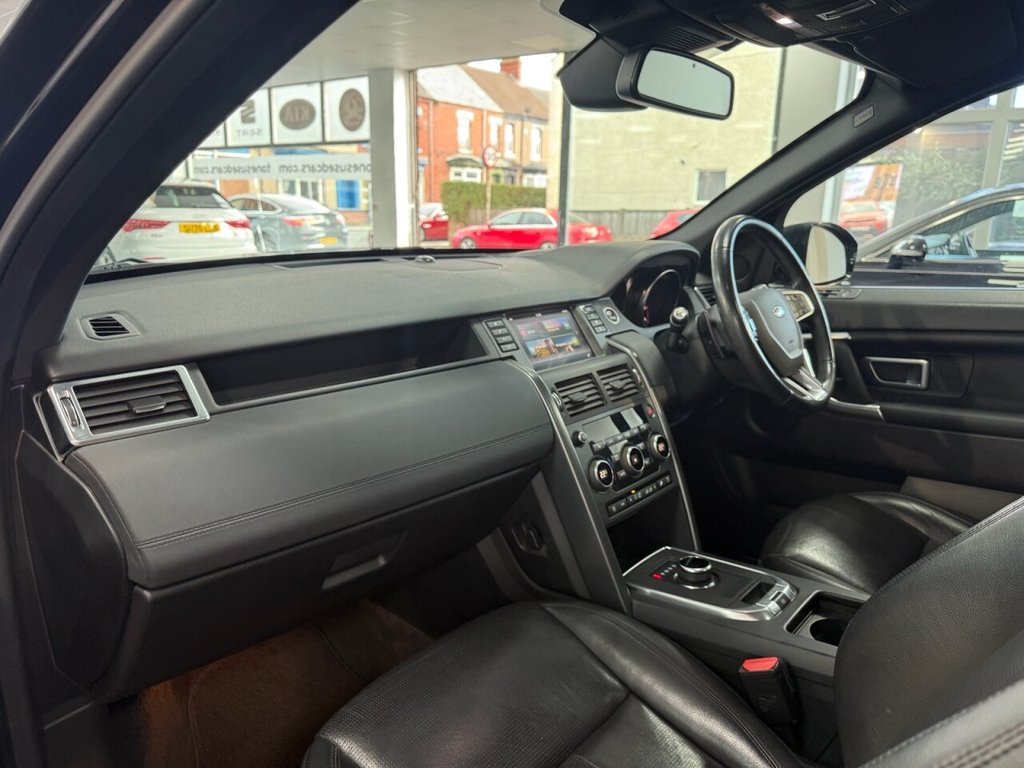 Used Land Rover Discovery Sport 2019 for sale - 77890998: Photo 16