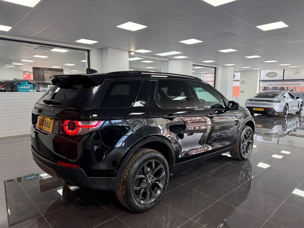 Used Land Rover Discovery Sport 2019 for sale - 77890998: Photo 2