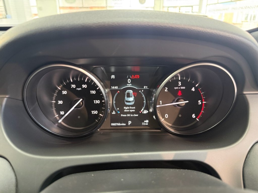 Used Land Rover Discovery Sport 2019 for sale - 77890998: Photo 37