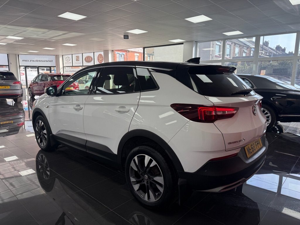 Used Vauxhall Grandland X 2018 for sale - 77981532: Photo 10