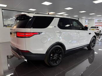 Used Land Rover Discovery 2019 for sale - 78874682: Photo