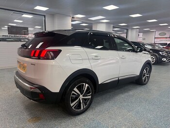 Used Peugeot 3008 2018 for sale - 76776658: Photo