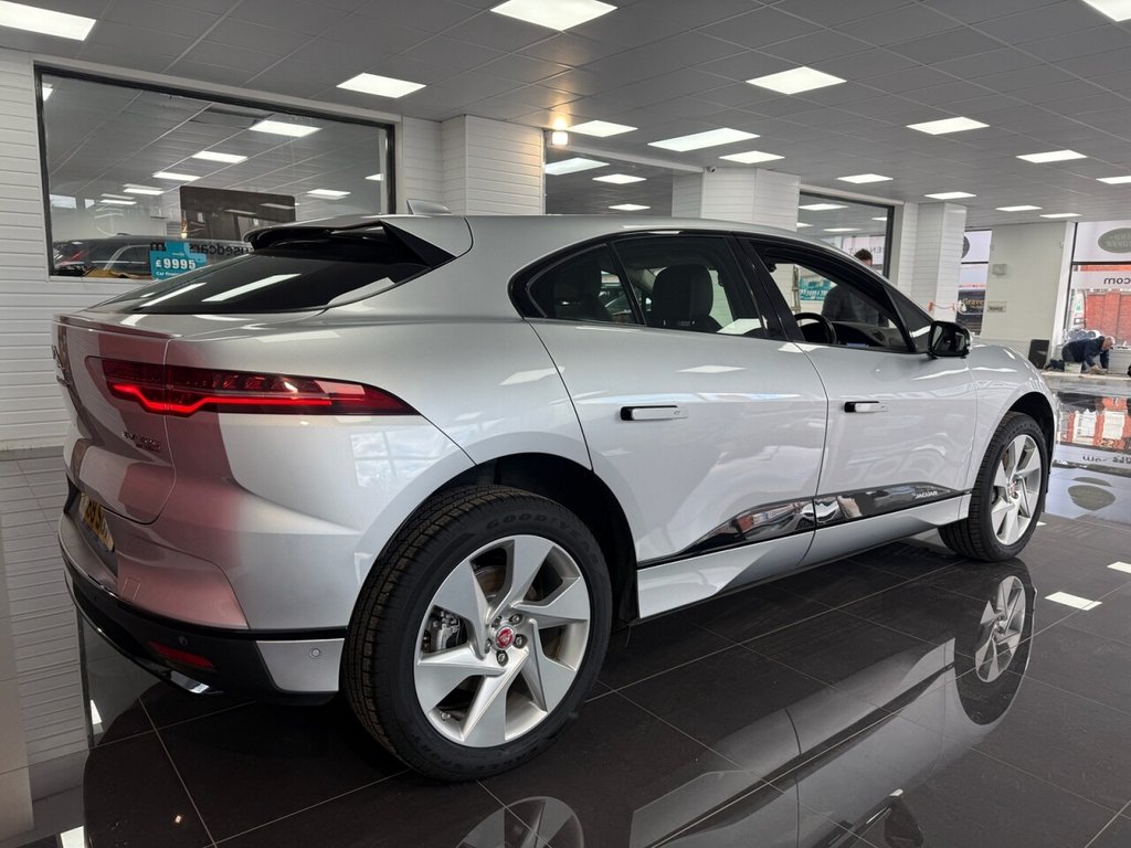 Used Jaguar I-Pace 2018 for sale - 77835726: Photo 2