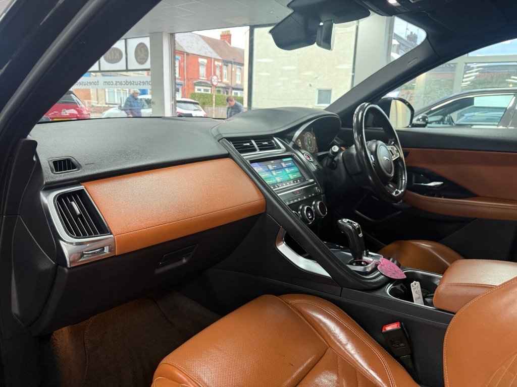 Used Jaguar E-Pace 2018 for sale - 77953158: Photo 16