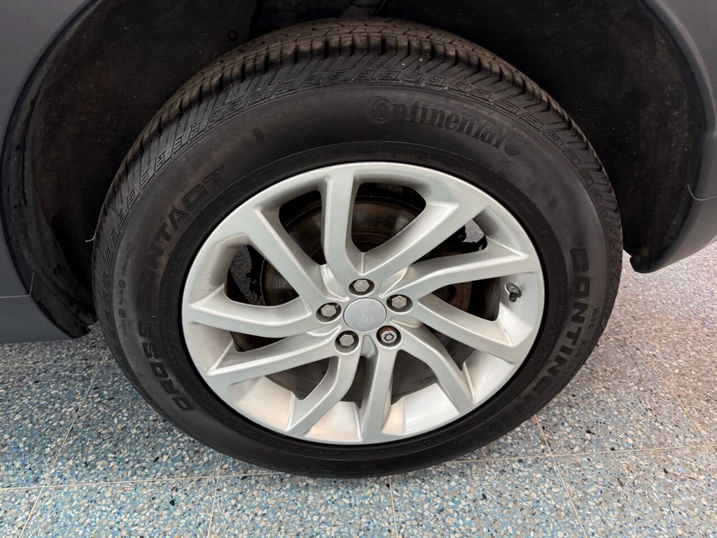 Used Land Rover Discovery Sport 2017 for sale - 76776573: Photo 14