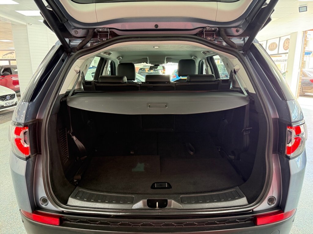 Used Land Rover Discovery Sport 2017 for sale - 76776573: Photo 9