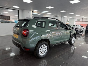 Used Dacia Duster 2023 for sale - 78806080: Photo